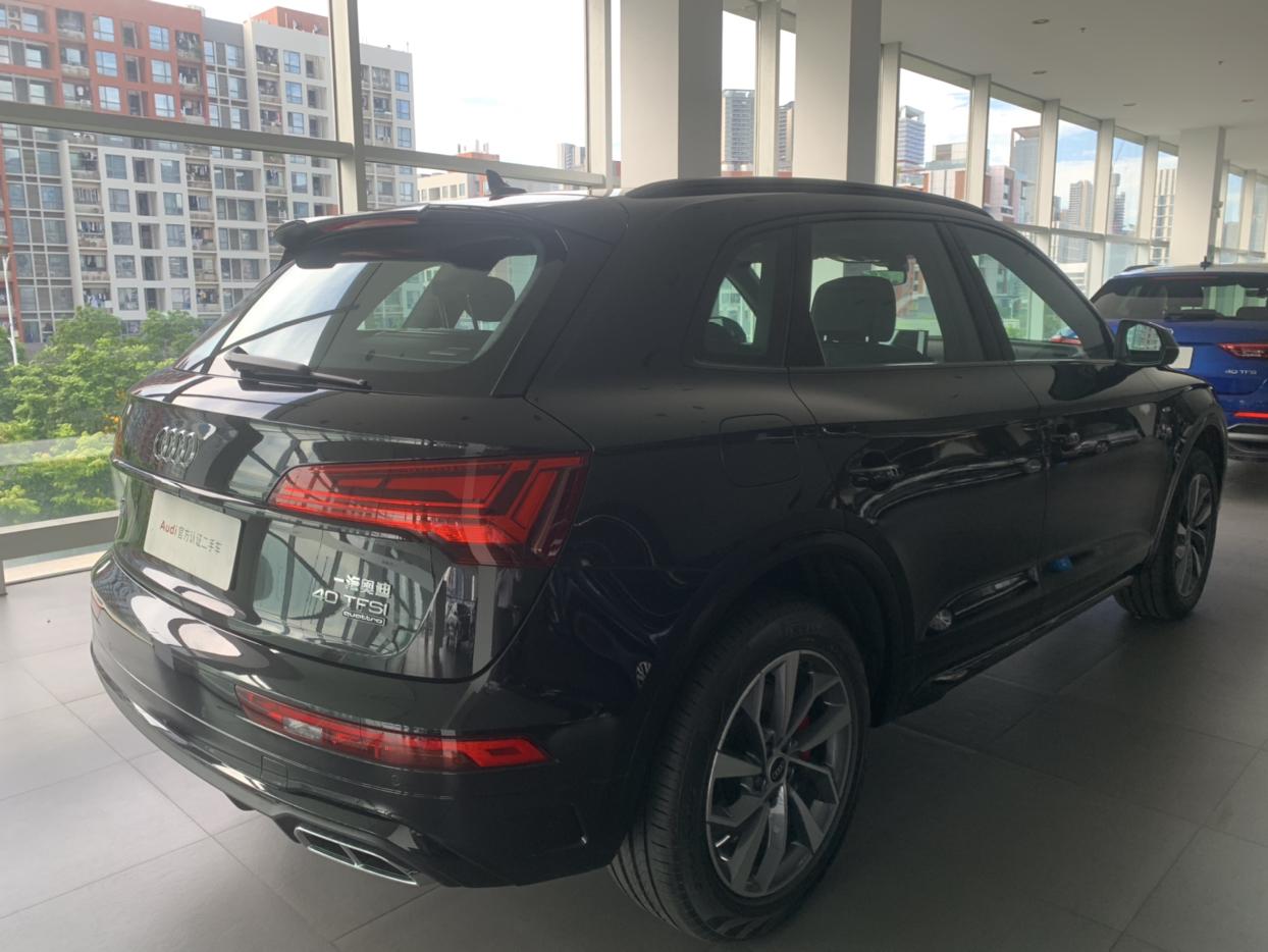 Audi Q5 2025 thumb 2