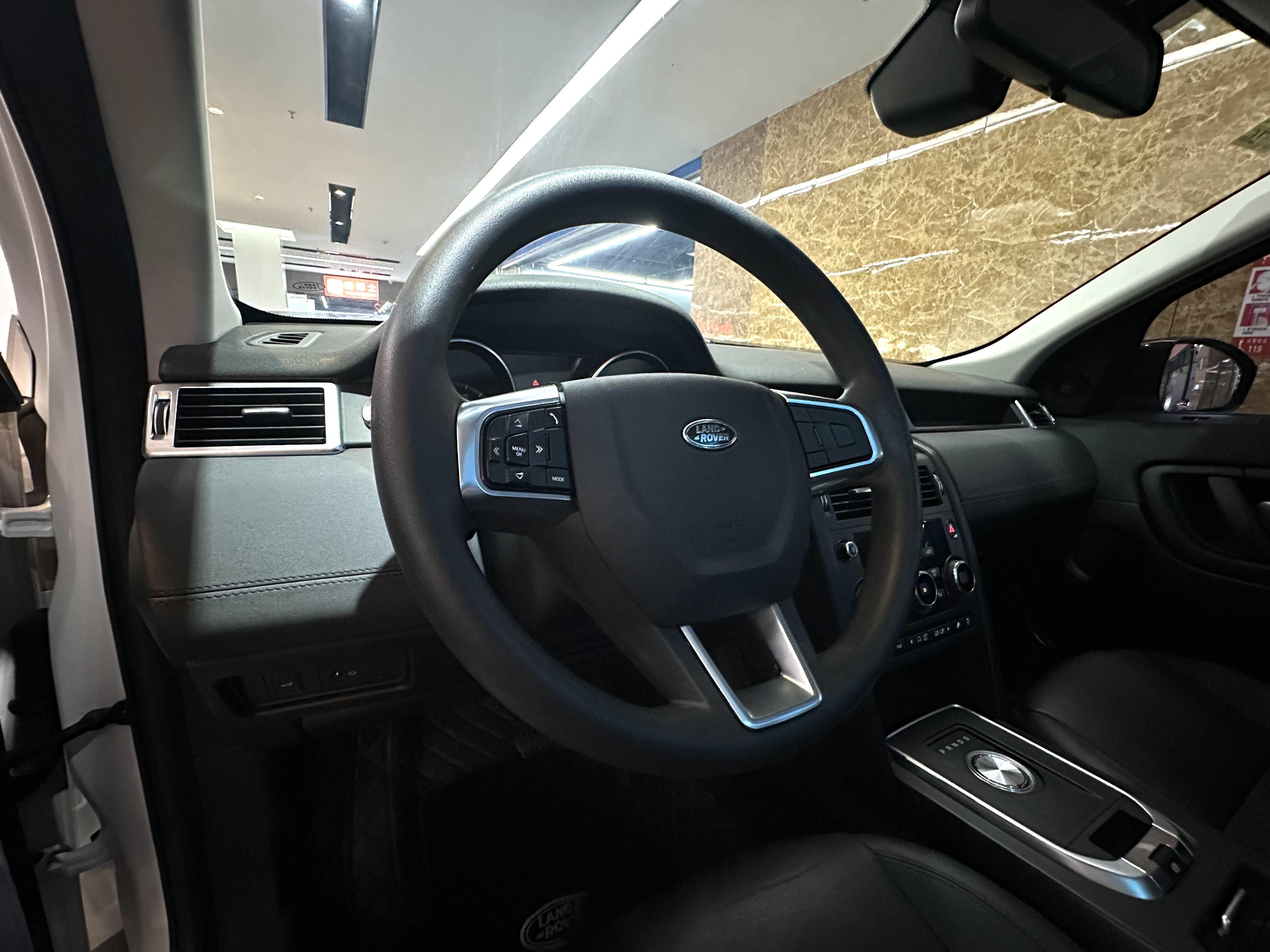 Land Rover Discovery Sport 2018 thumb 11