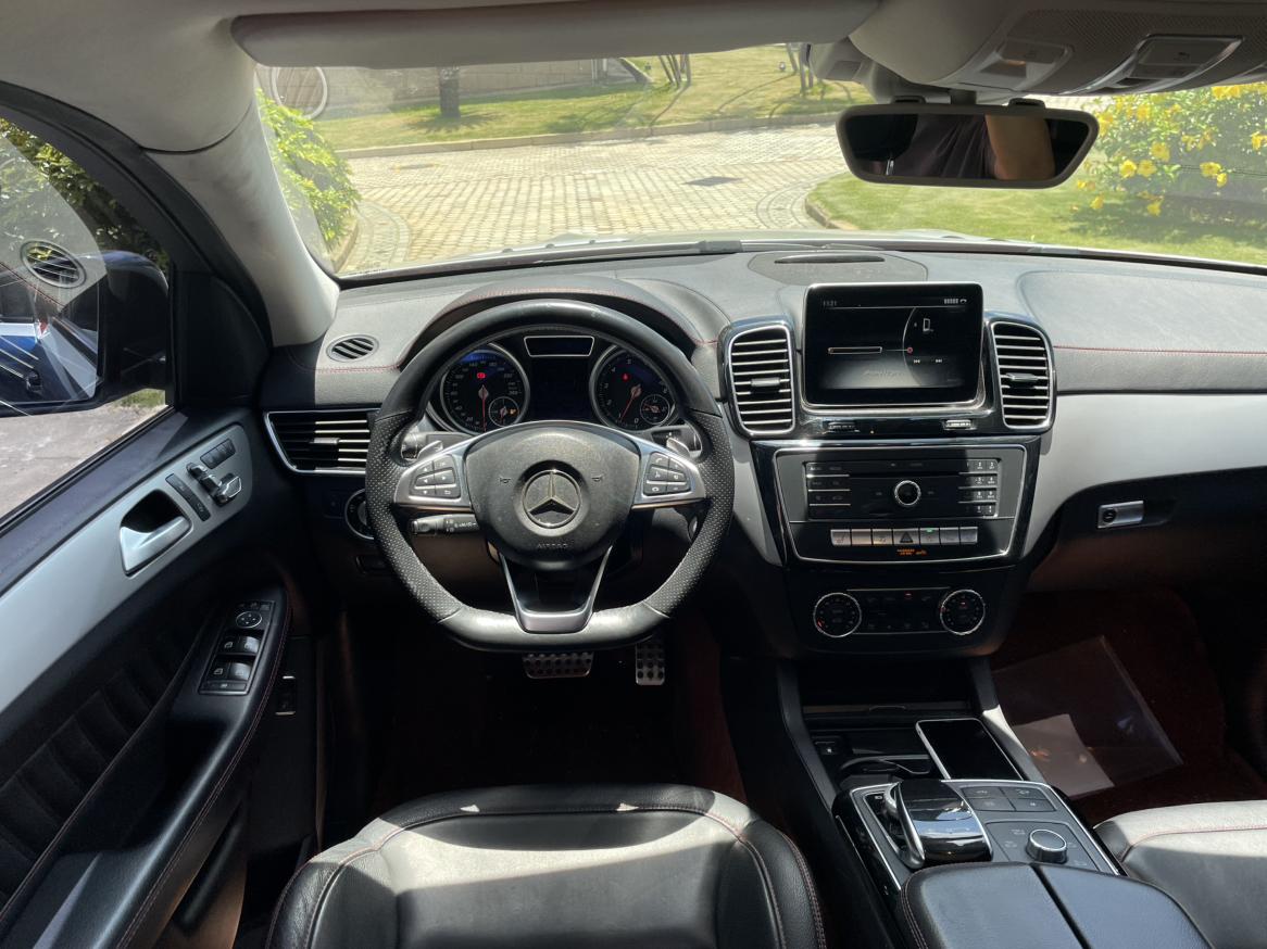 Mercedes-Benz GLE 2015 thumb 6
