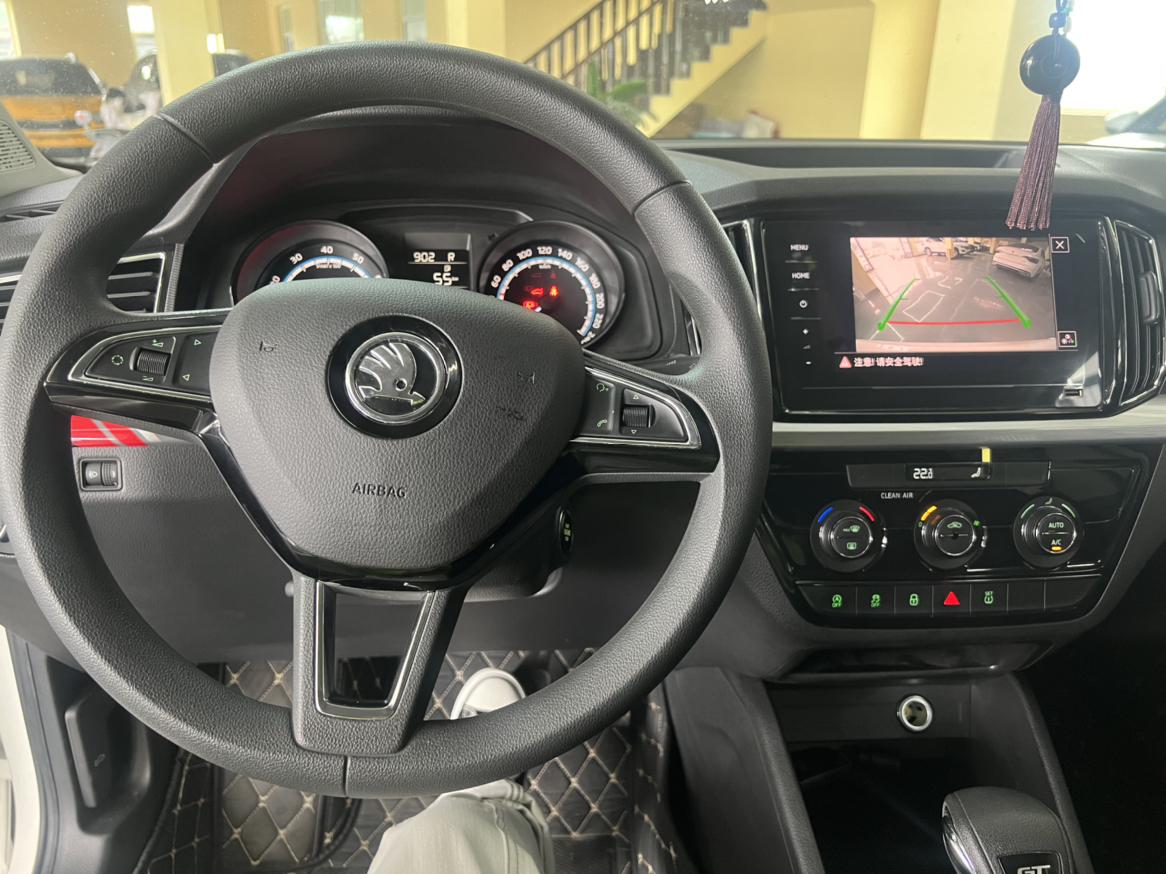 Skoda GT 2021 thumb 11