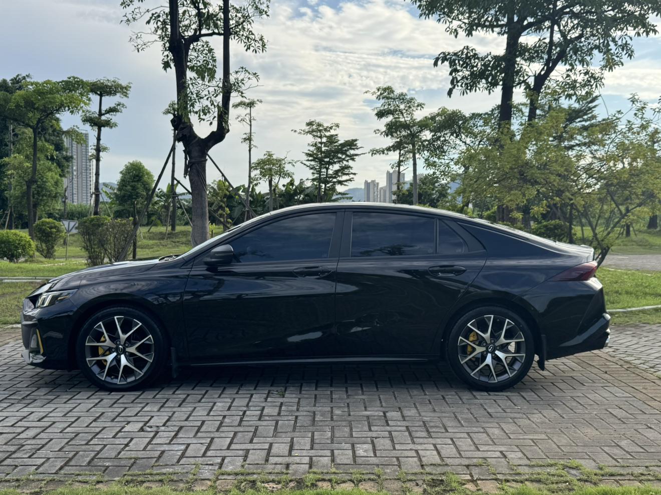 GAC TRUMPCHI 2021 thumb 2