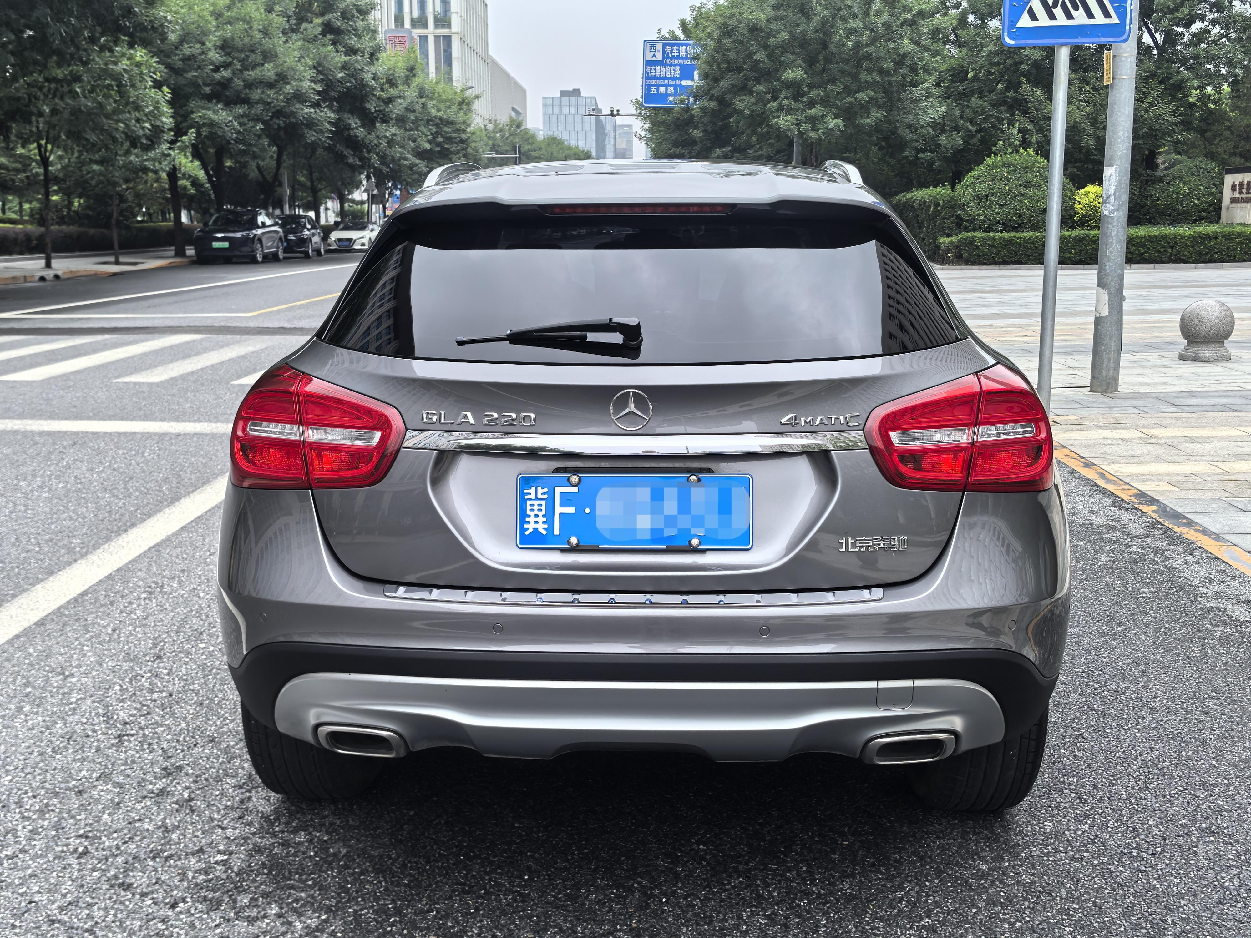Mercedes-Benz GLA 2015 thumb 4