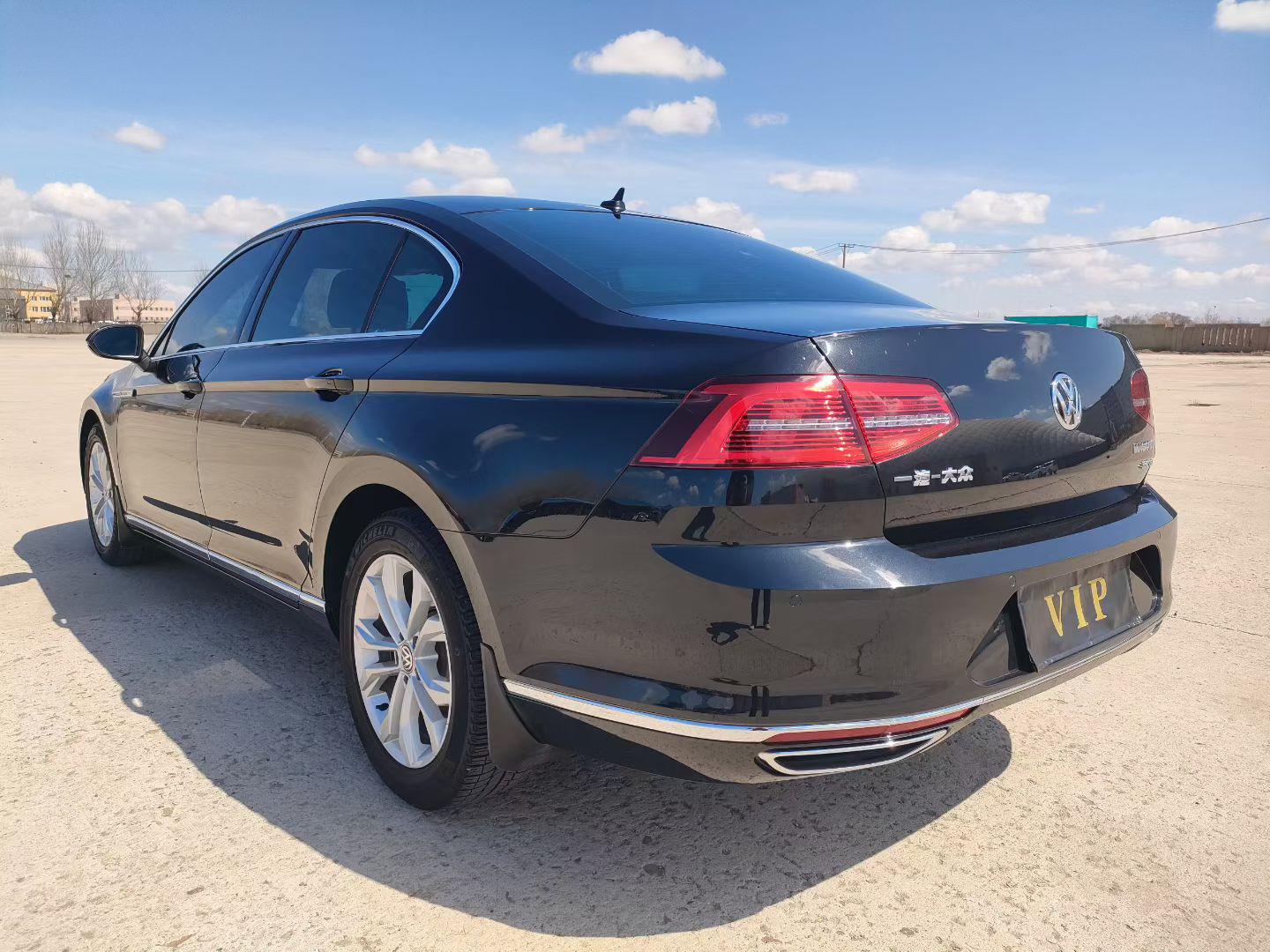 Volkswagen Magotan 2019 thumb 2