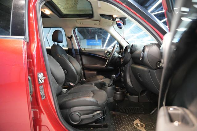 Mini Countryman 2013 thumb 5
