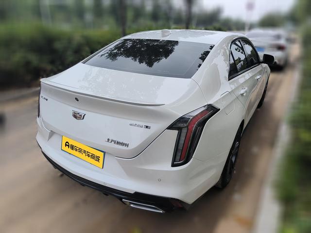 Cadillac CT4 2023 thumb 2