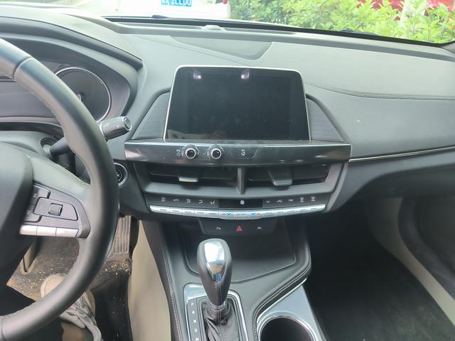 Cadillac CT4 2023 thumb 10