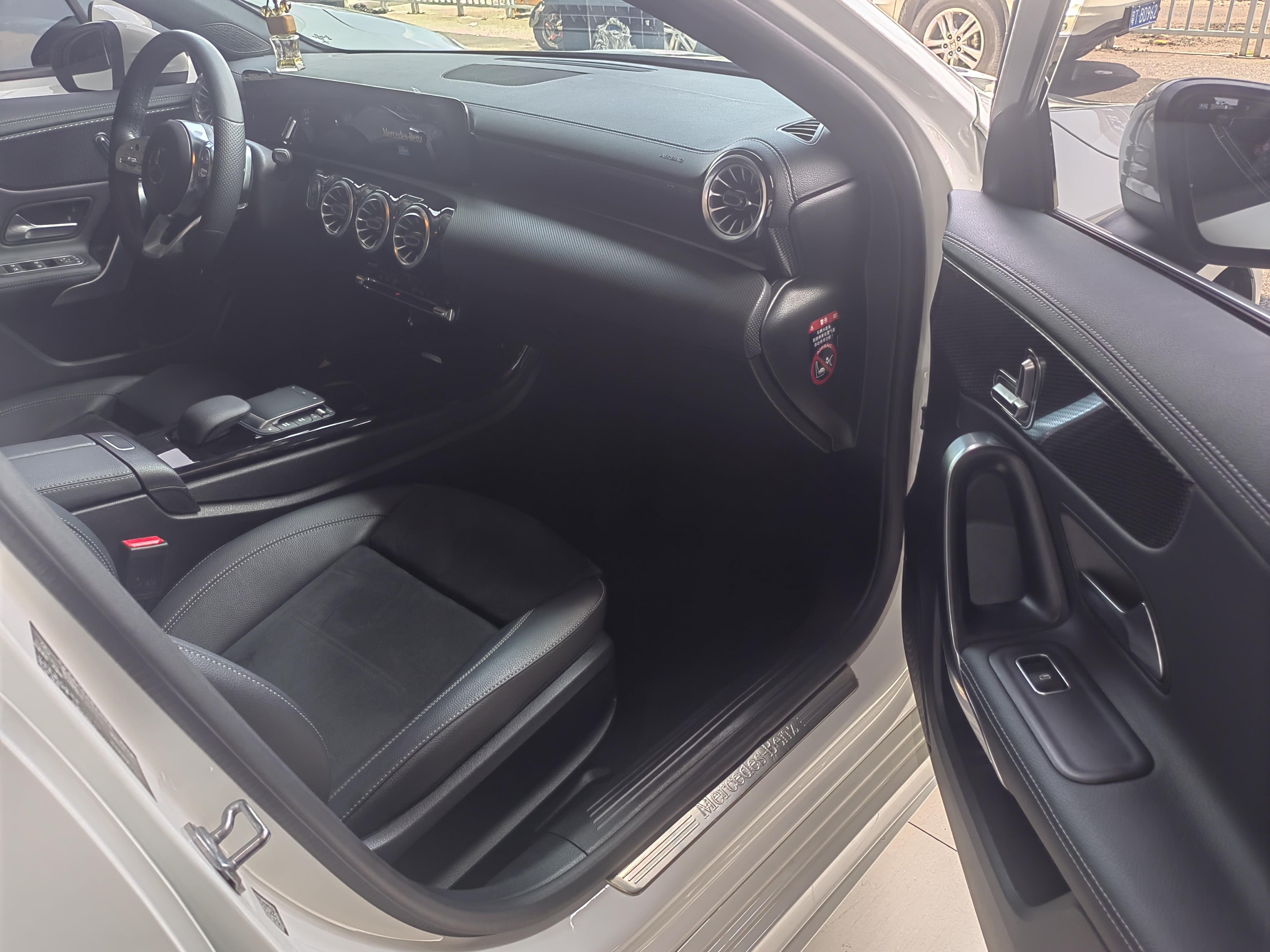 Mercedes-Benz A-Класс 2022 thumb 5