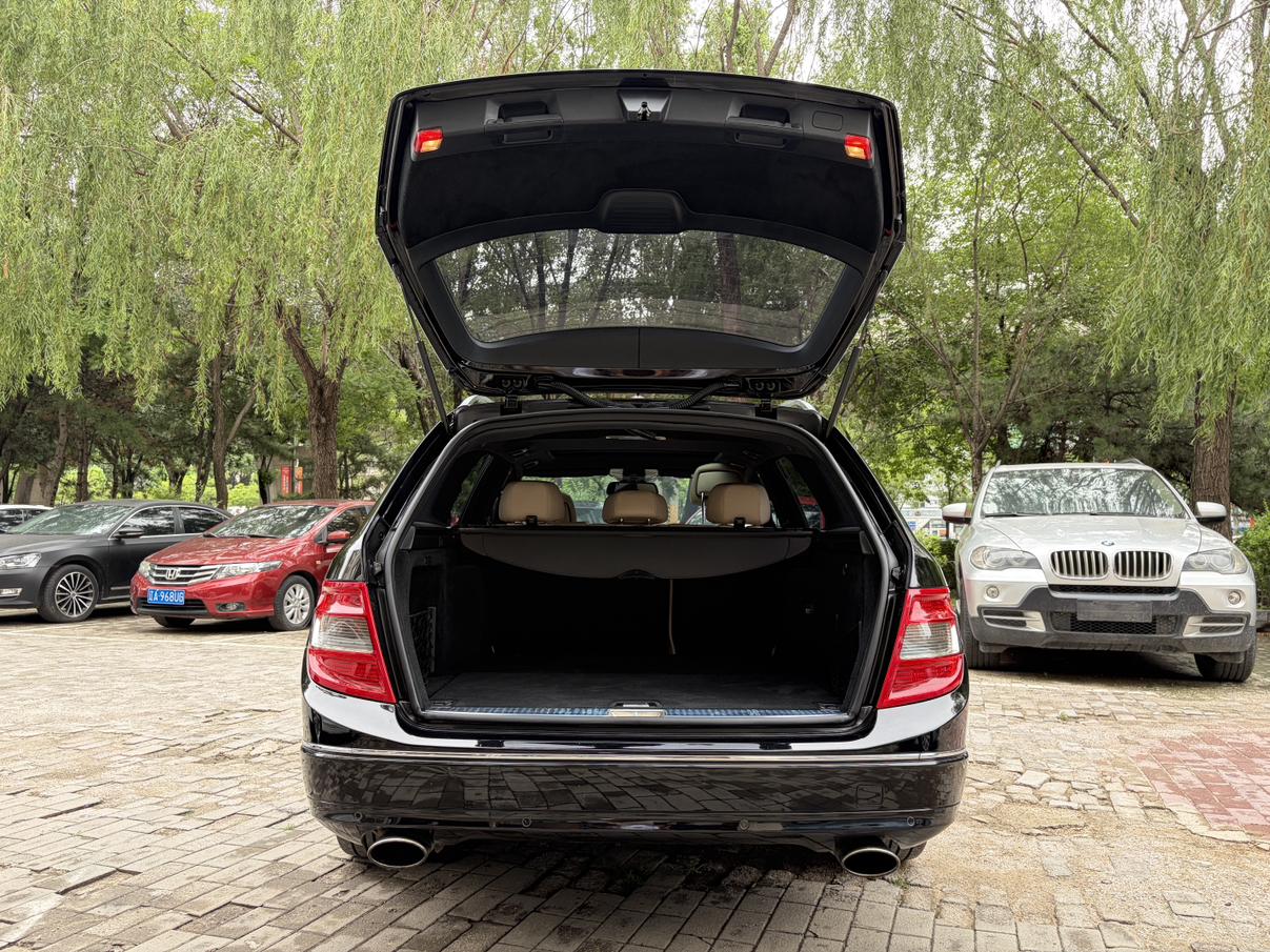 Mercedes-Benz C-Класс 2011 thumb 11