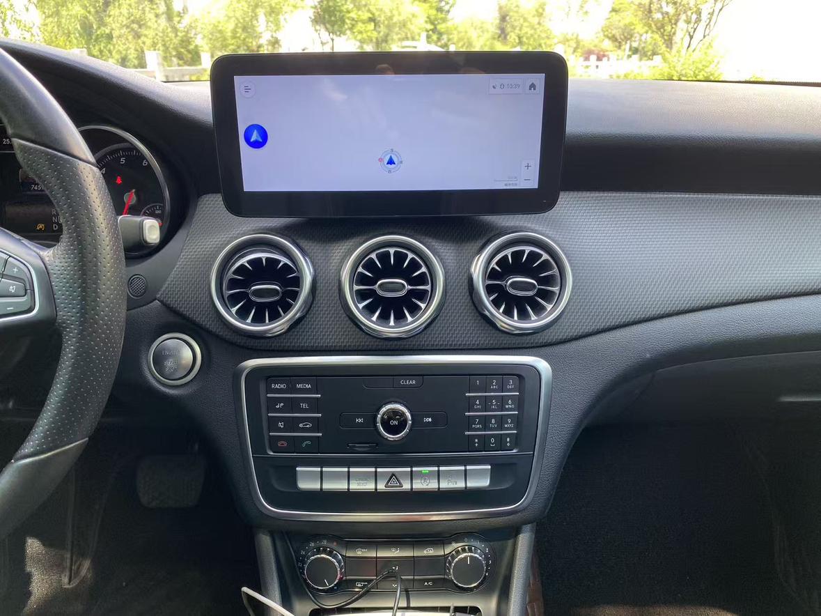 Mercedes-Benz GLA 2018 thumb 8