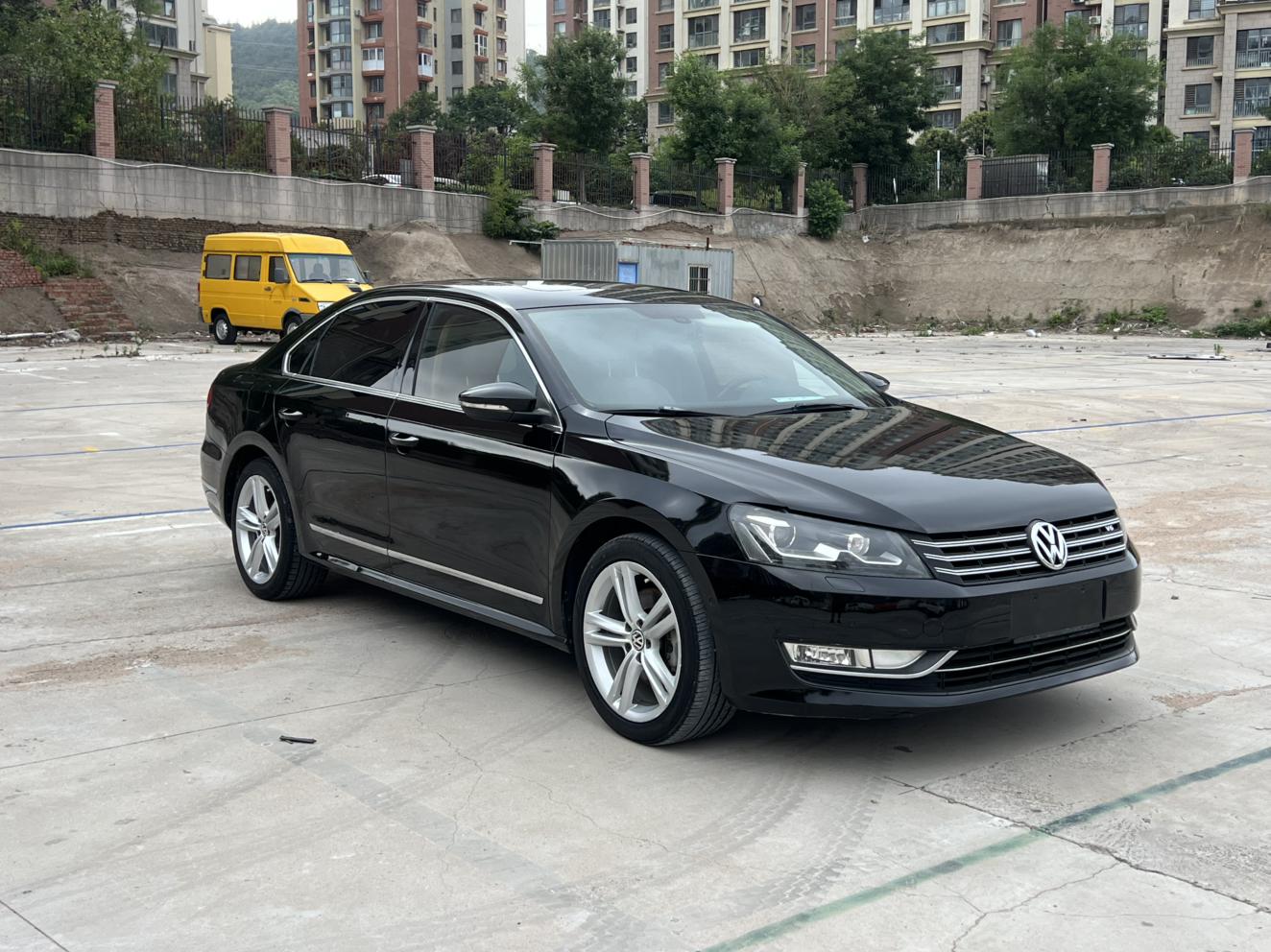 Volkswagen Passat (North America and China) 2013 thumb 10