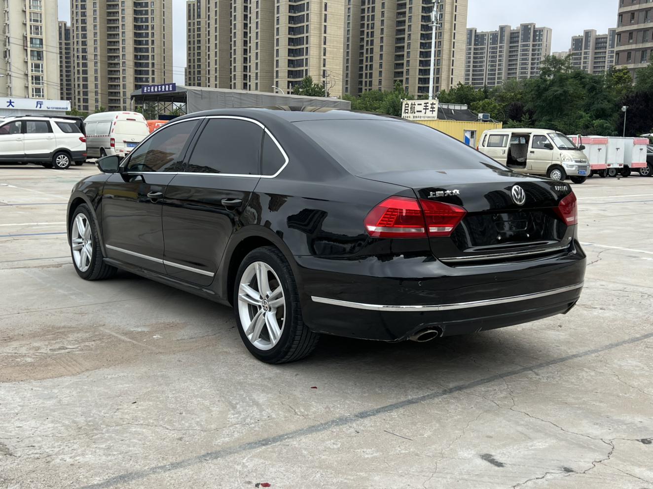 Volkswagen Passat (North America and China) 2013 thumb 11