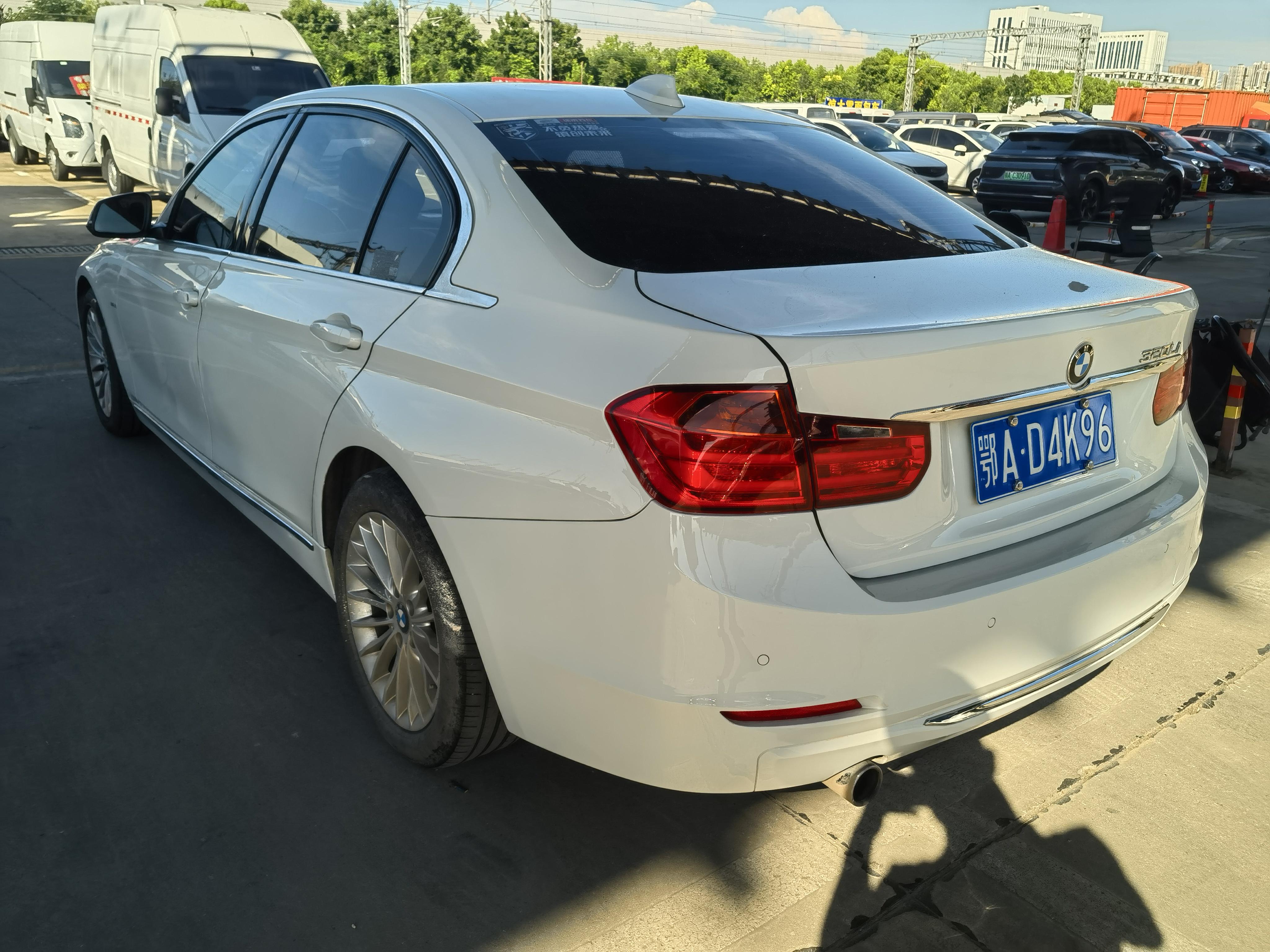 BMW 3 серии 2015 thumb 2