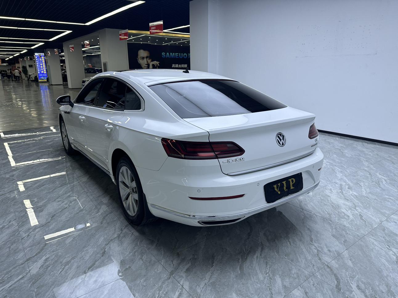 Volkswagen Arteon 2020 thumb 2
