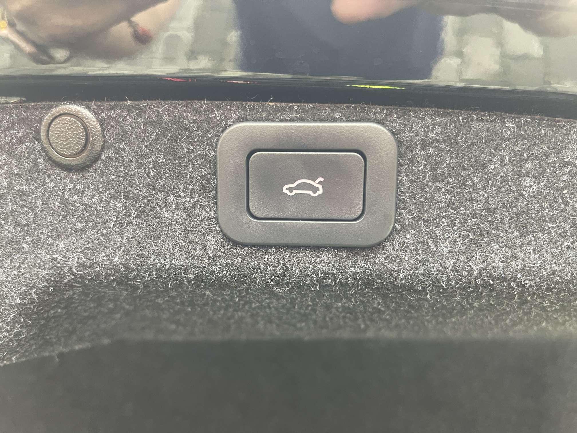 Hongqi H7 2019 thumb 9