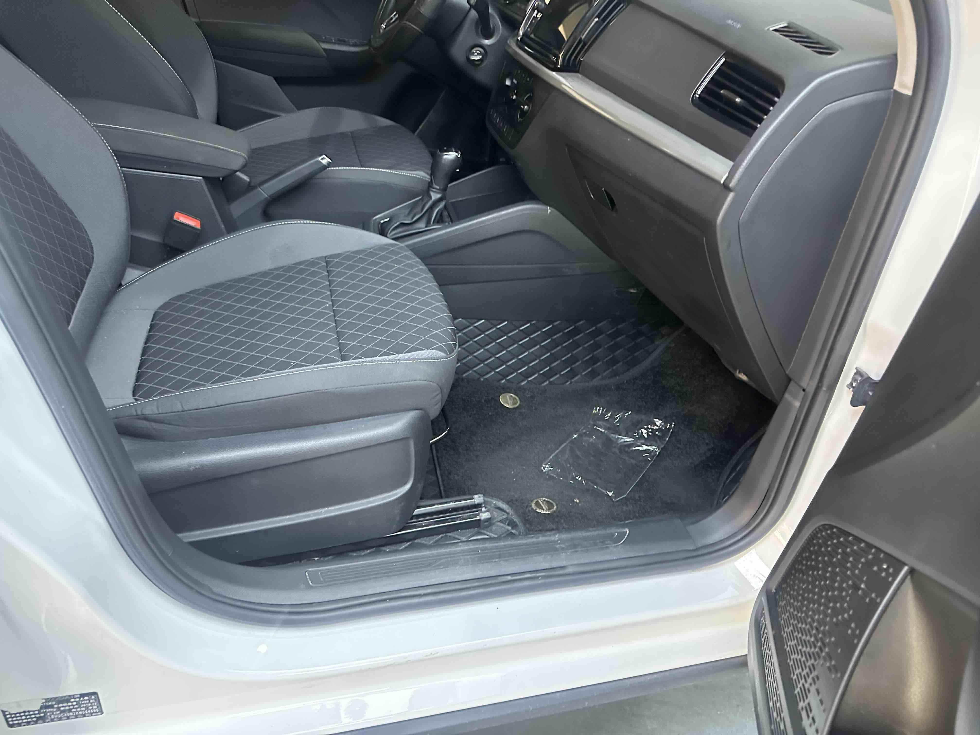 Skoda Kamiq 2018 thumb 12