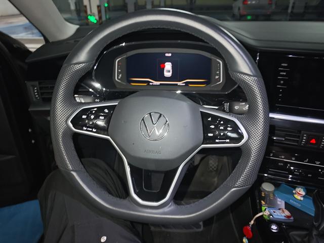 Volkswagen Passat (North America and China) 2024 thumb 9