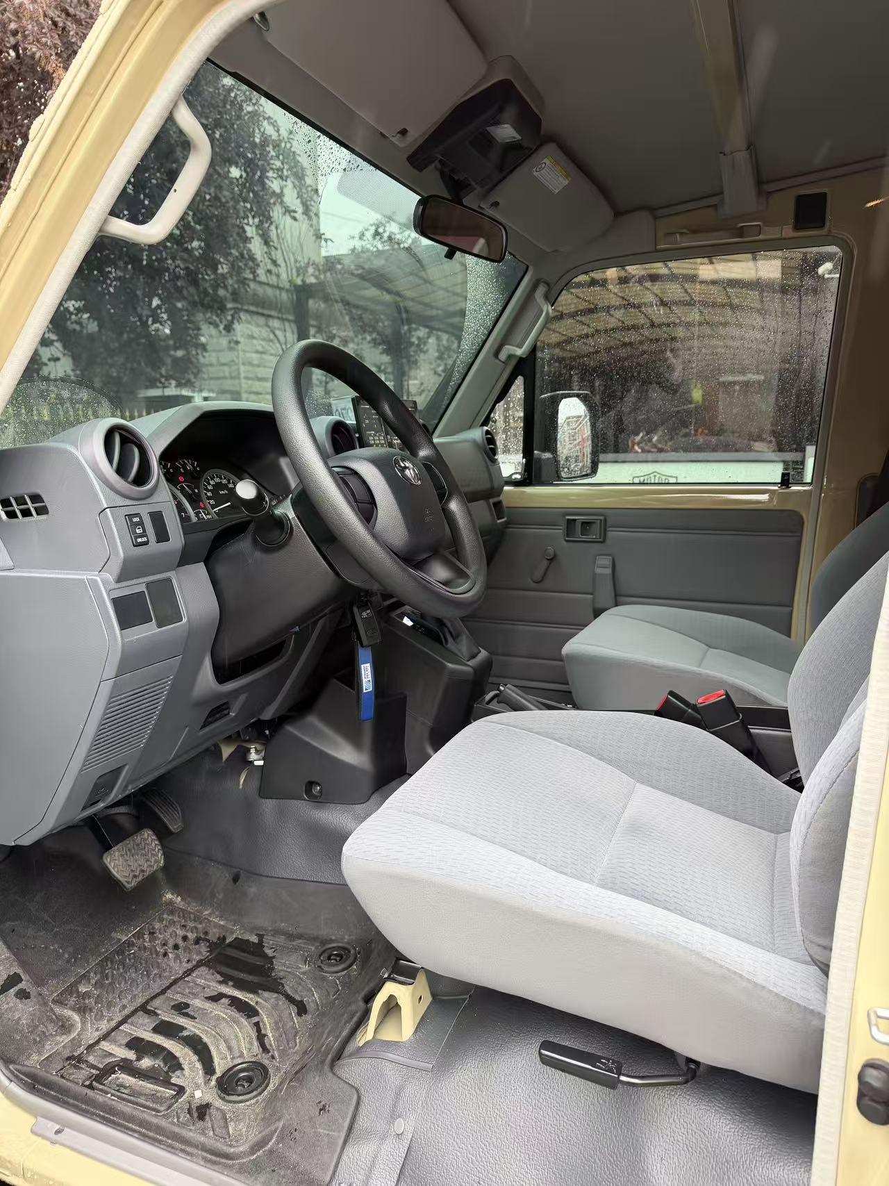 Toyota 70 2025 thumb 8