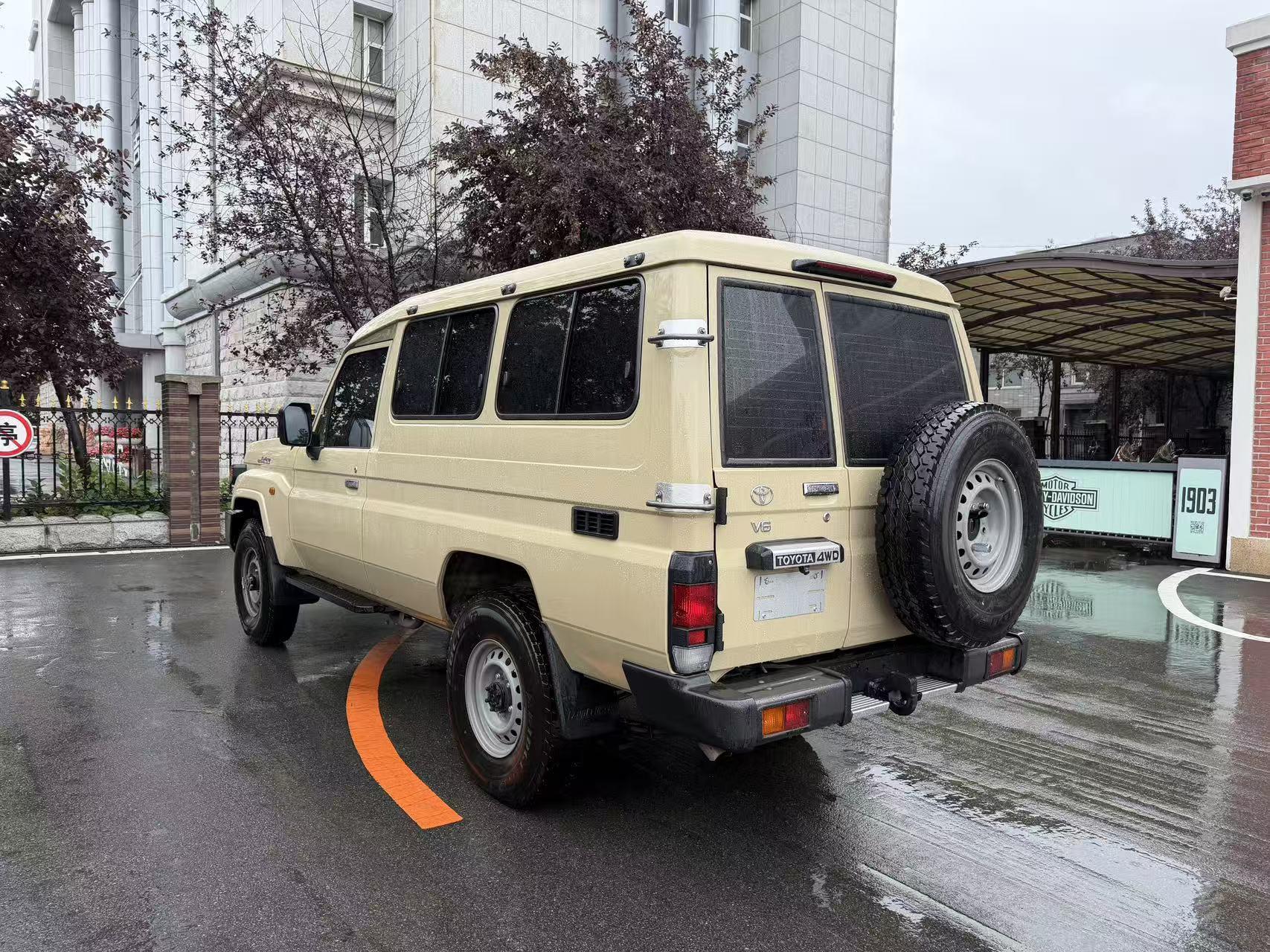 Toyota 70 2025 thumb 11
