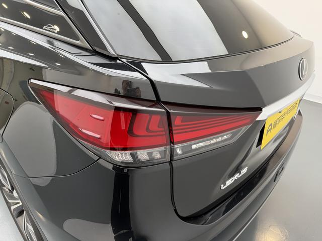 Lexus RX 2020 thumb 11