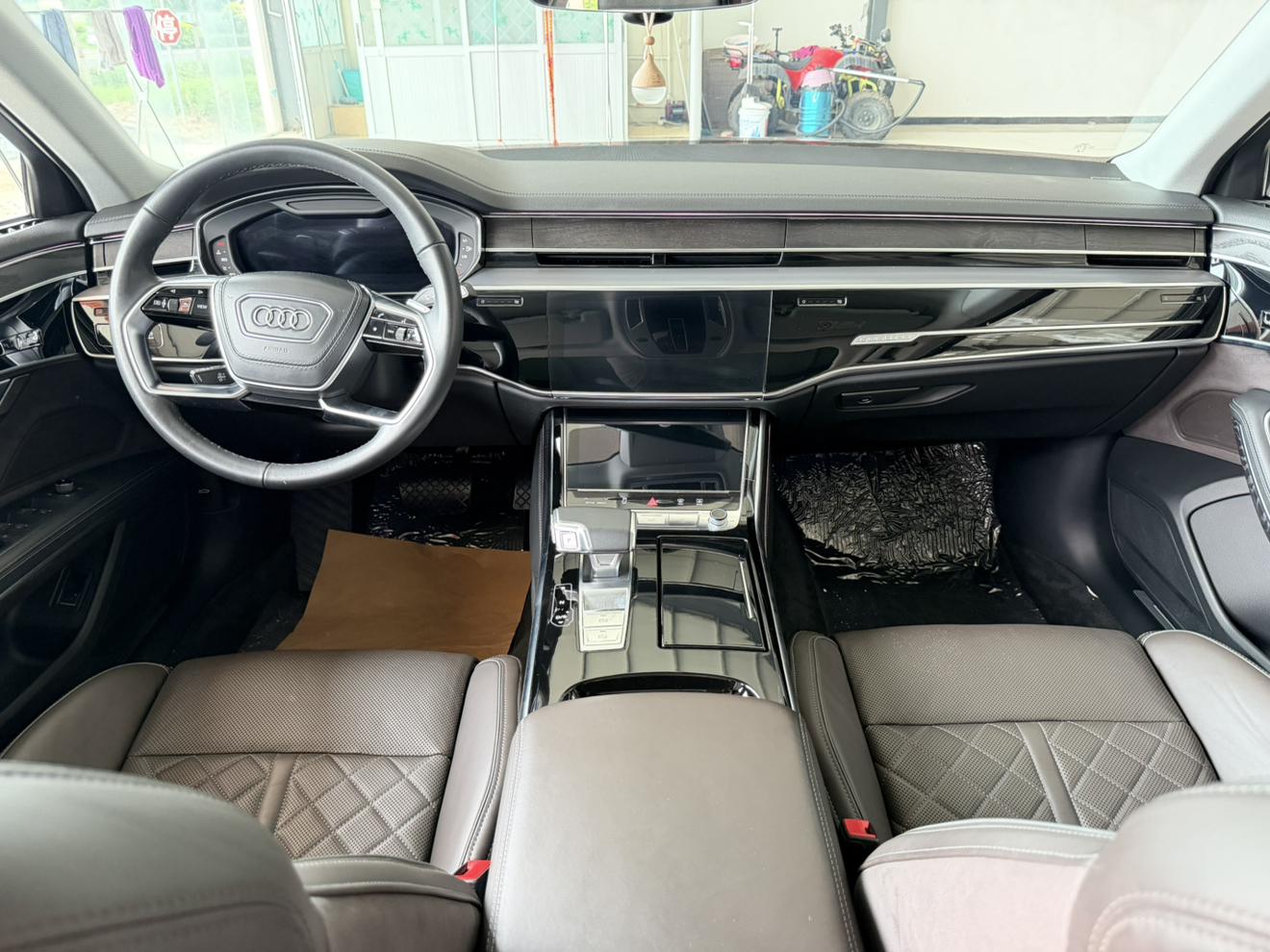 Audi A8 2024 thumb 6