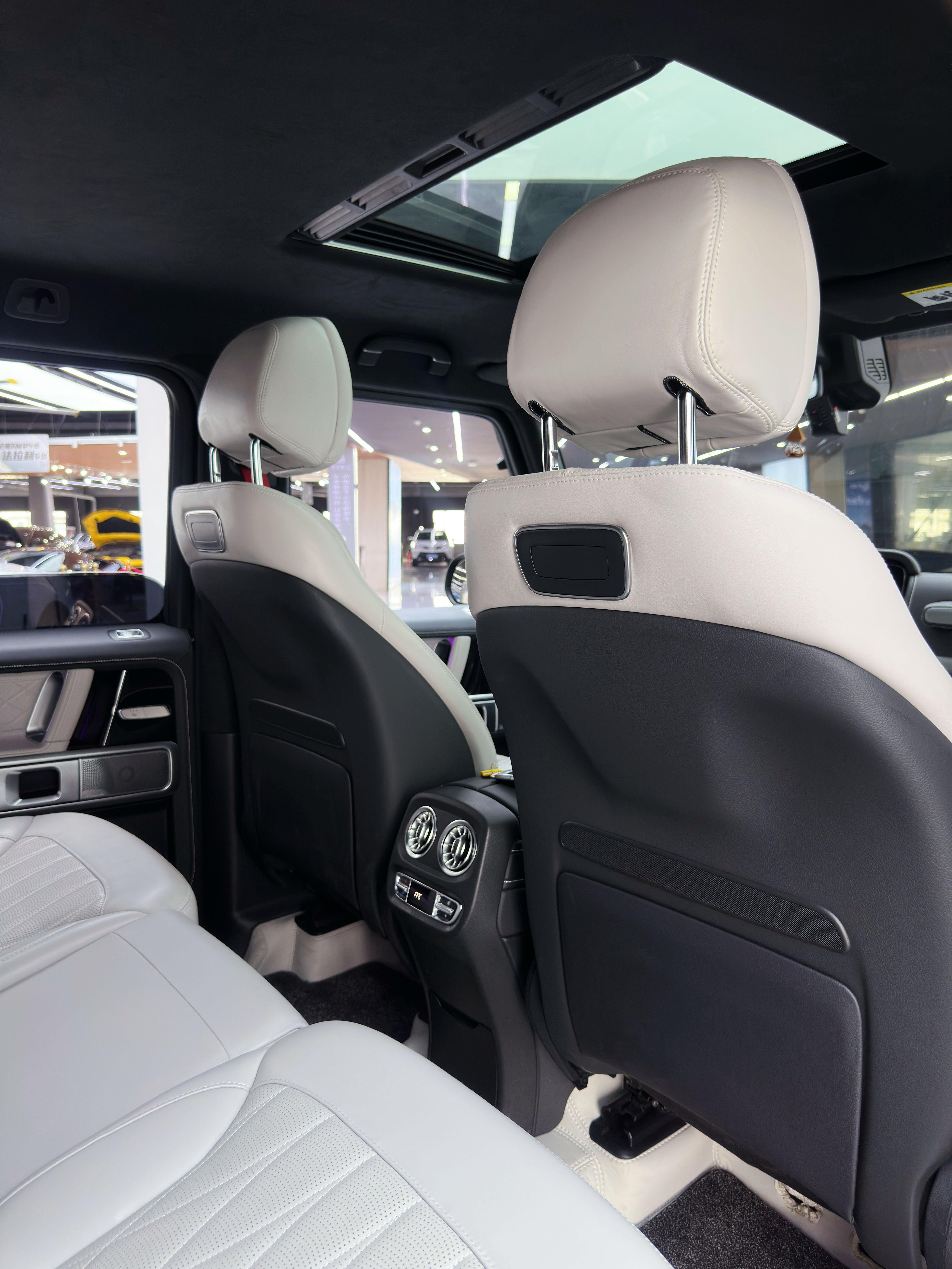 Mercedes-Benz G-Класс 2023 thumb 7