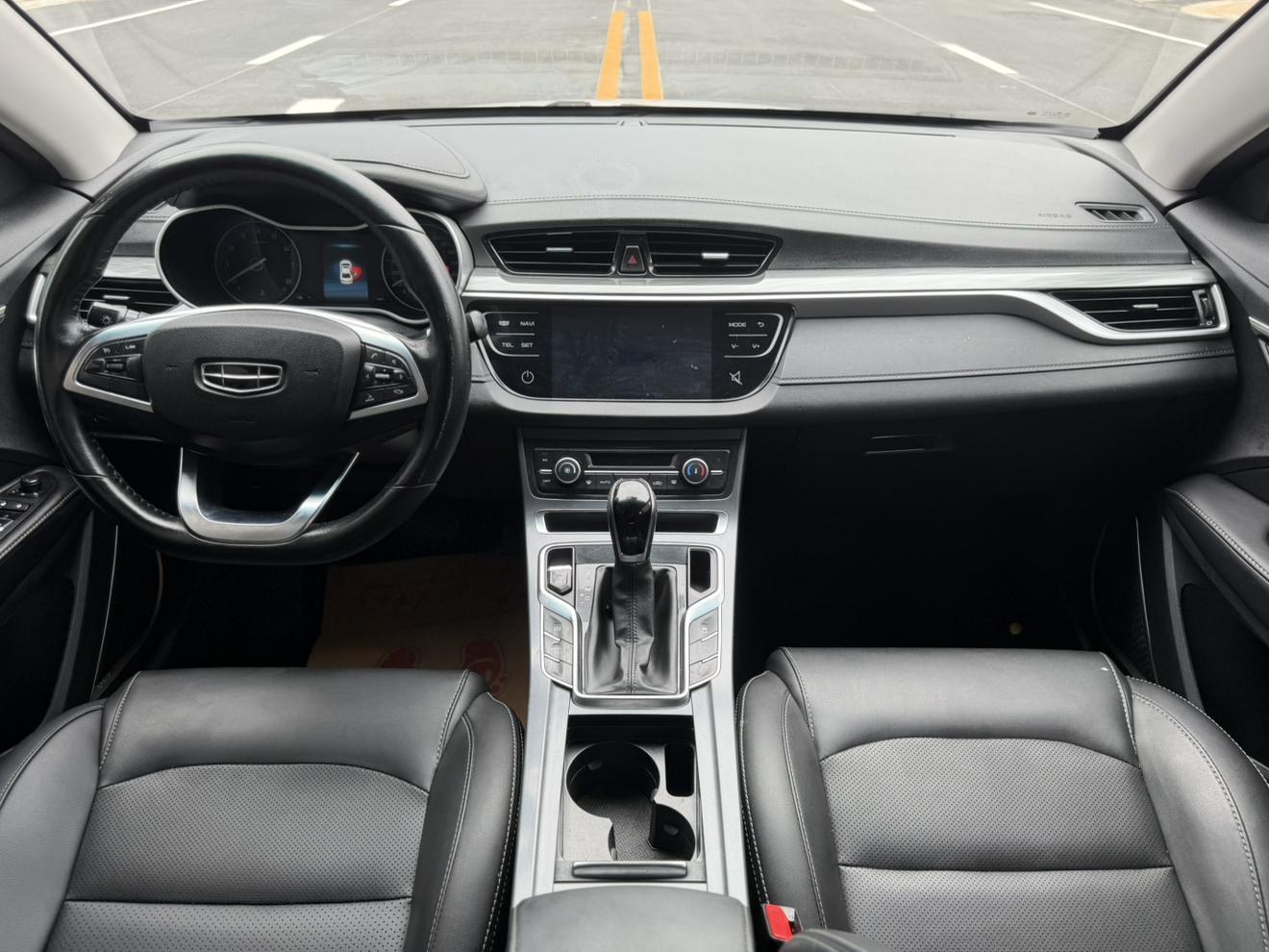 Geely Emgrand 2019 thumb 6