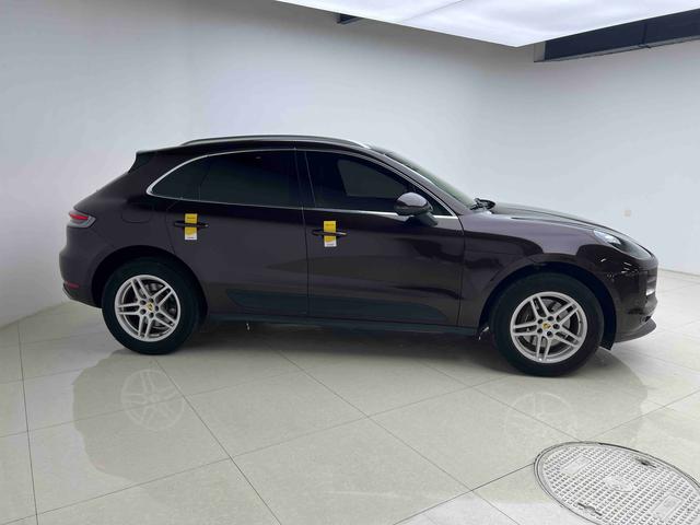 Porsche Macan 2018 thumb 6