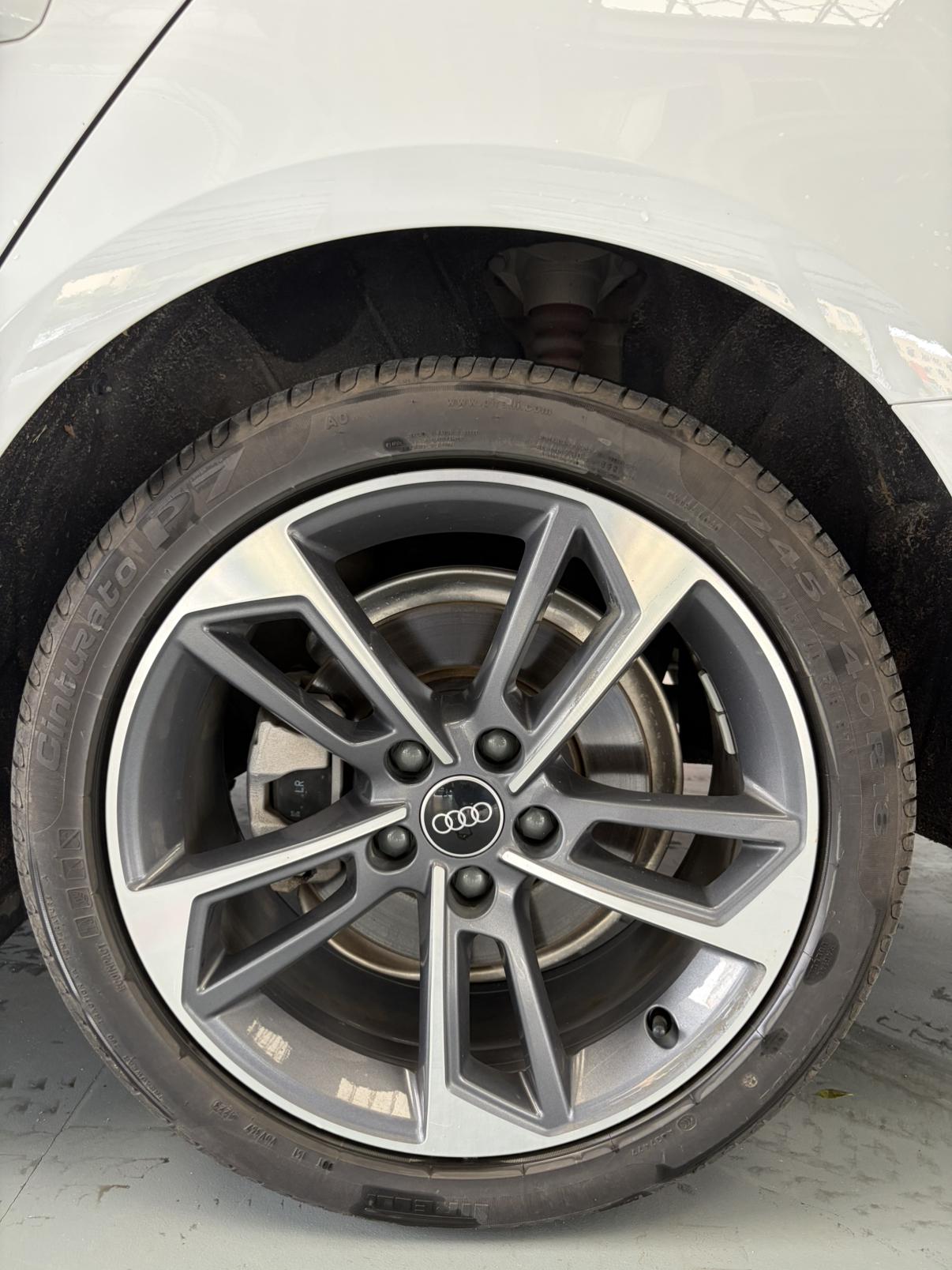 Audi A4 2023 thumb 5