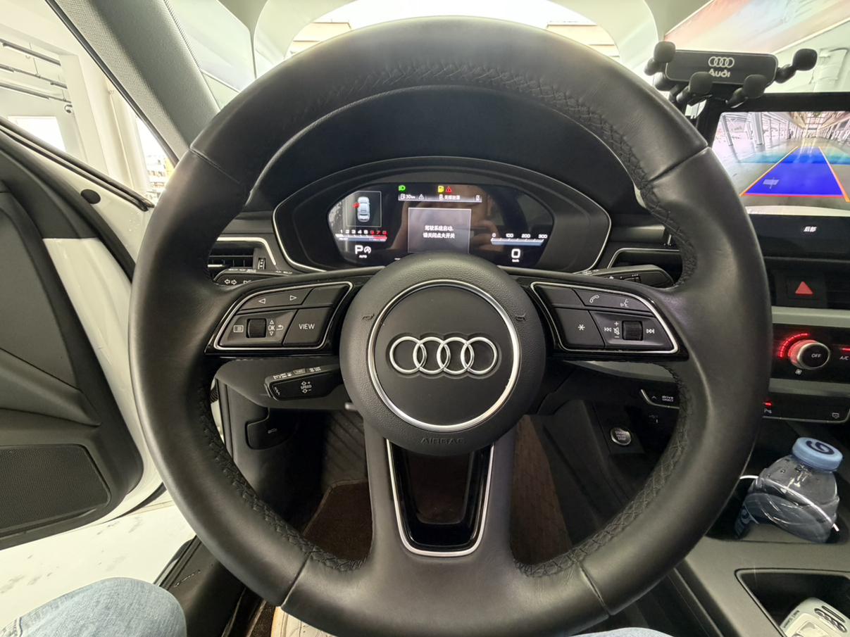 Audi A4 2023 thumb 9