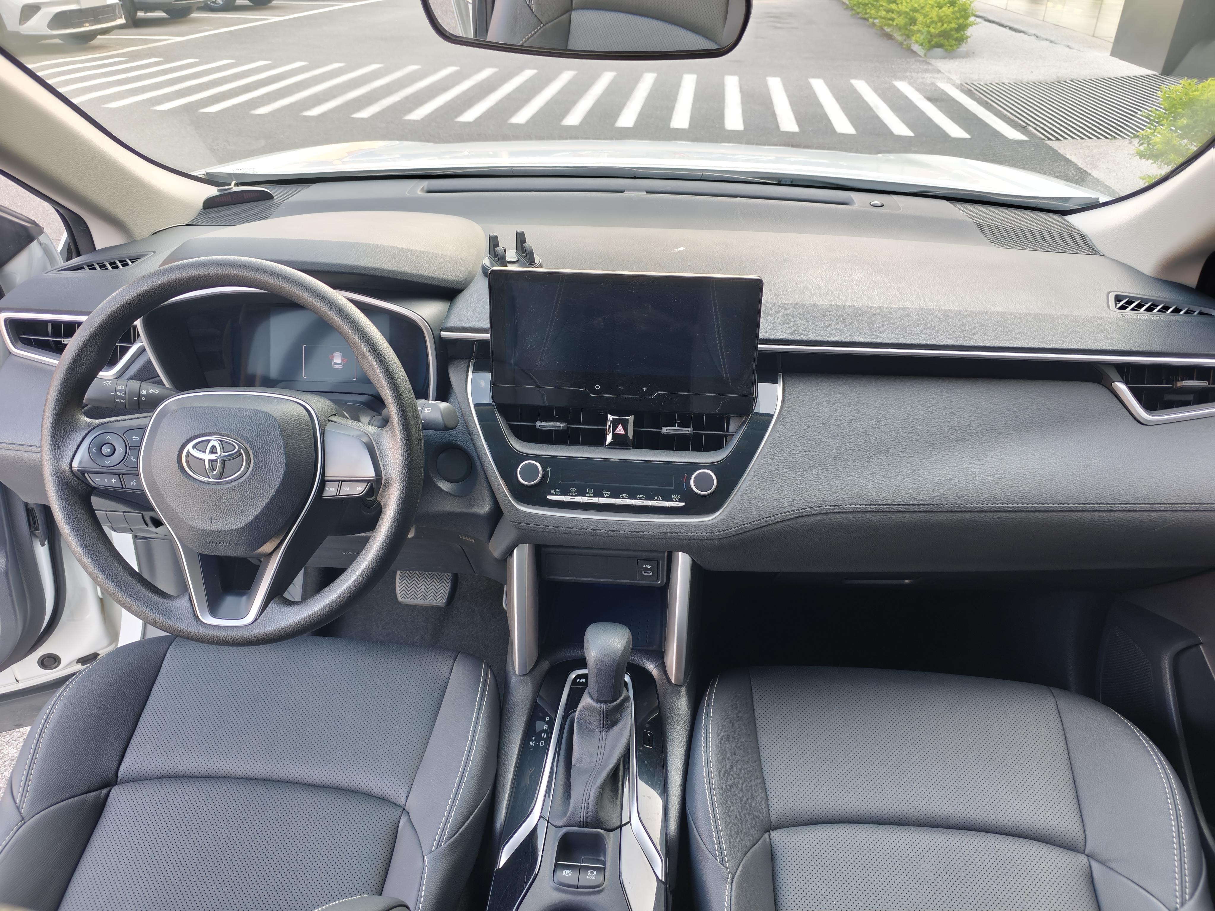 Toyota Frontlander 2024 thumb 5