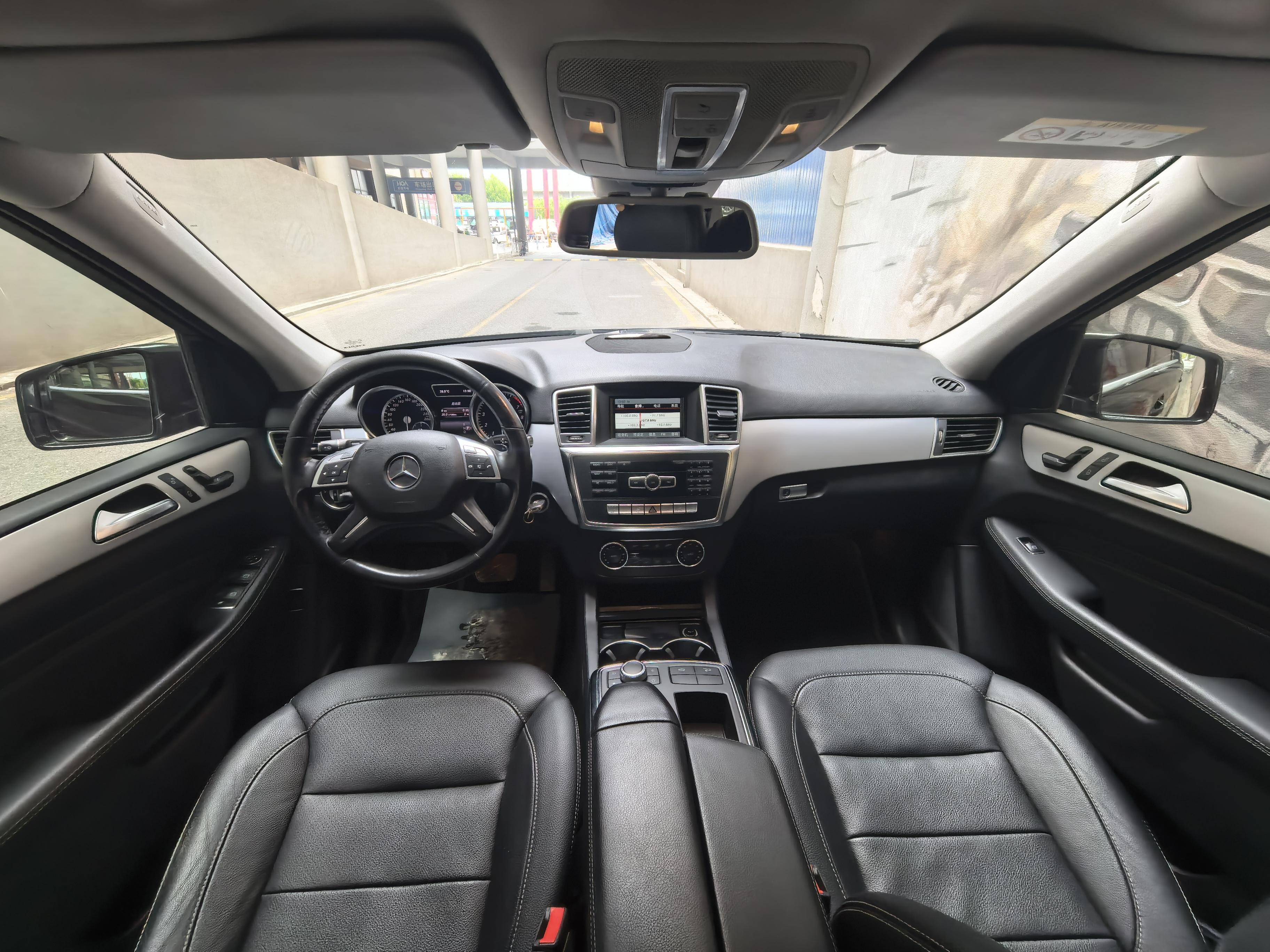 Mercedes-Benz M-Класс 2014 thumb 5