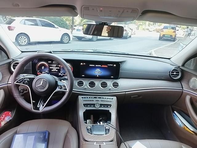 Mercedes-Benz E-Класс 2022 thumb 8