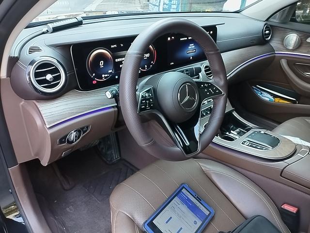 Mercedes-Benz E-Класс 2022 thumb 11