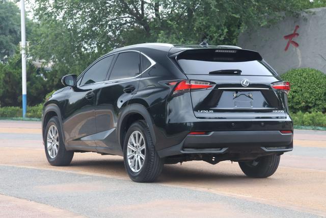 Lexus NX 2016 thumb 2