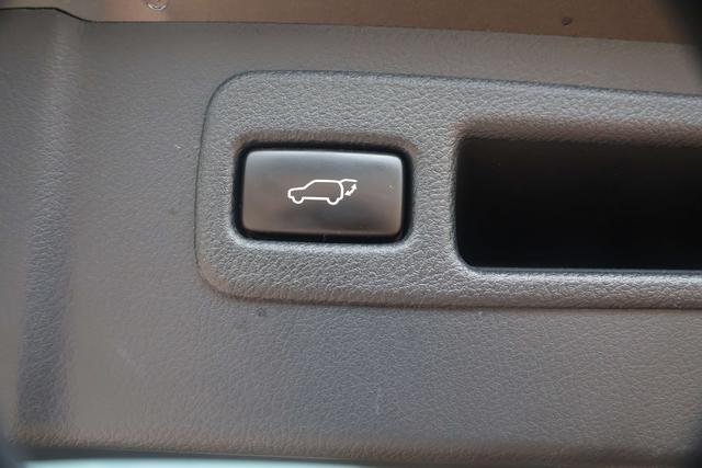 Lexus NX 2016 thumb 8