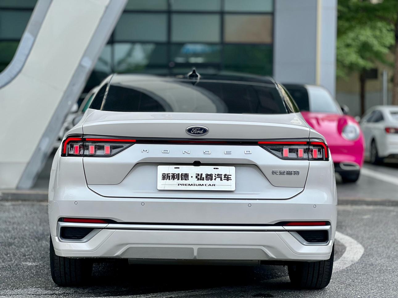 Ford Mondeo 2023 thumb 4