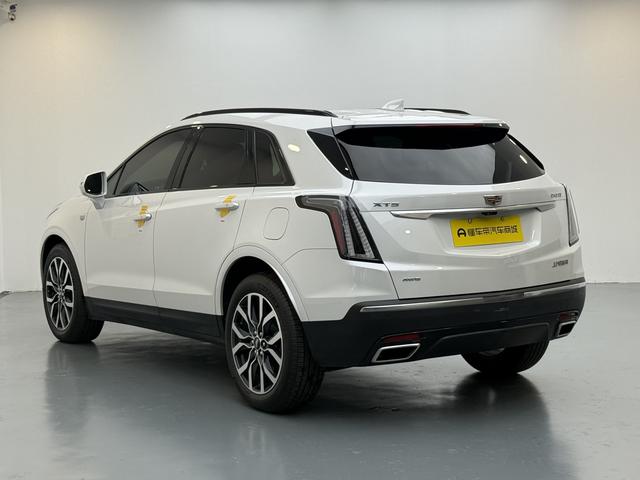 Cadillac XT5 2023 thumb 3