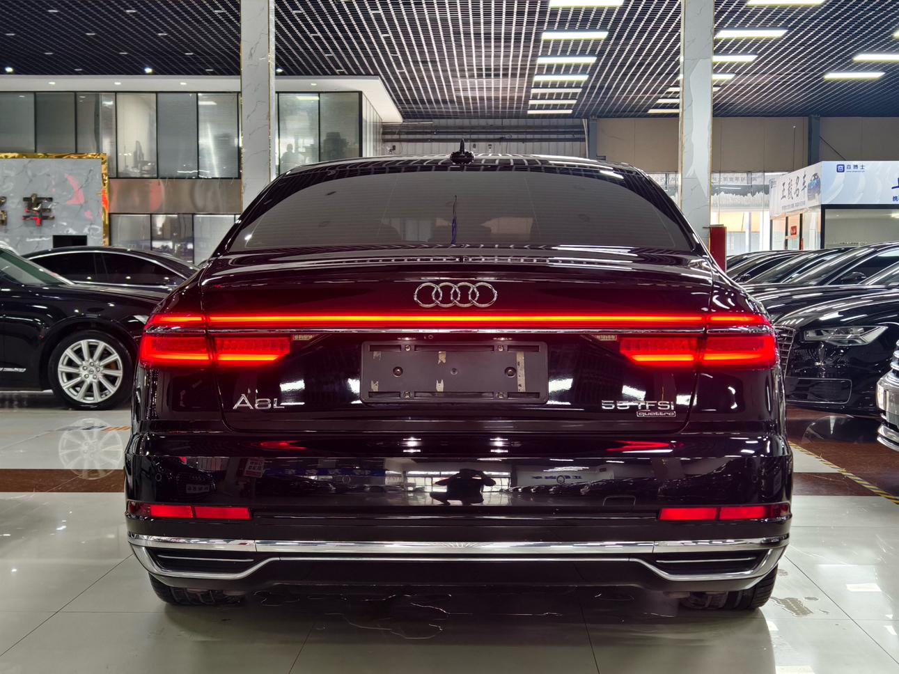 Audi A8 2018 thumb 10