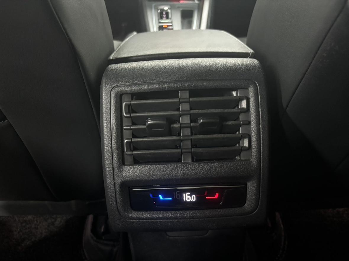 Volkswagen Golf Sportsvan 2023 thumb 9