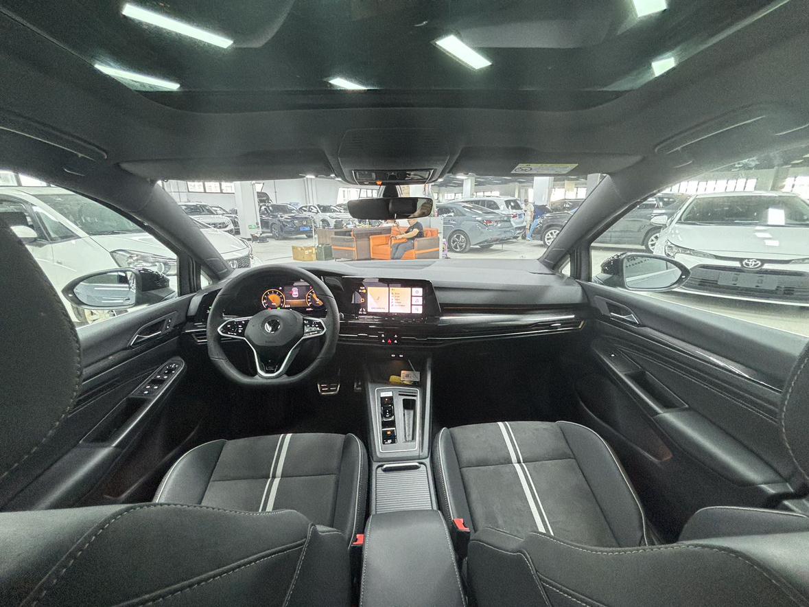 Volkswagen Golf Sportsvan 2023 thumb 11