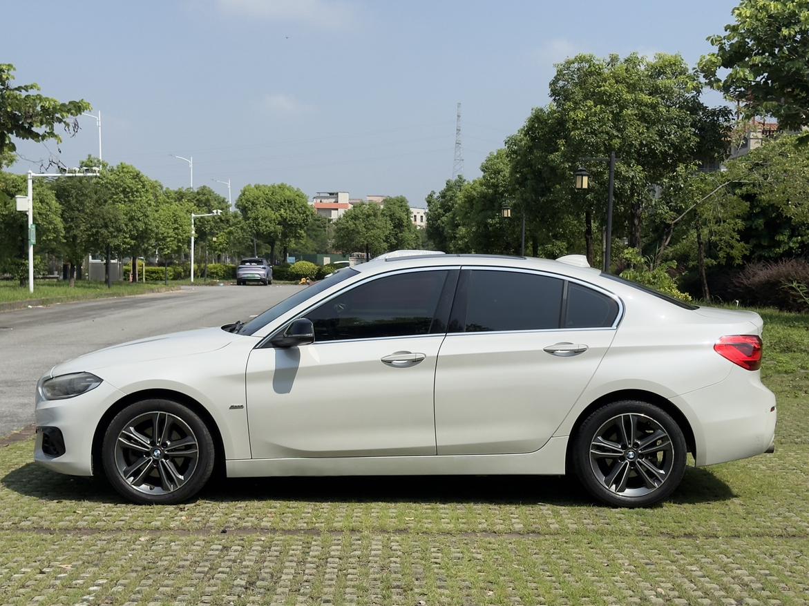 BMW 1 серии 2017 thumb 2