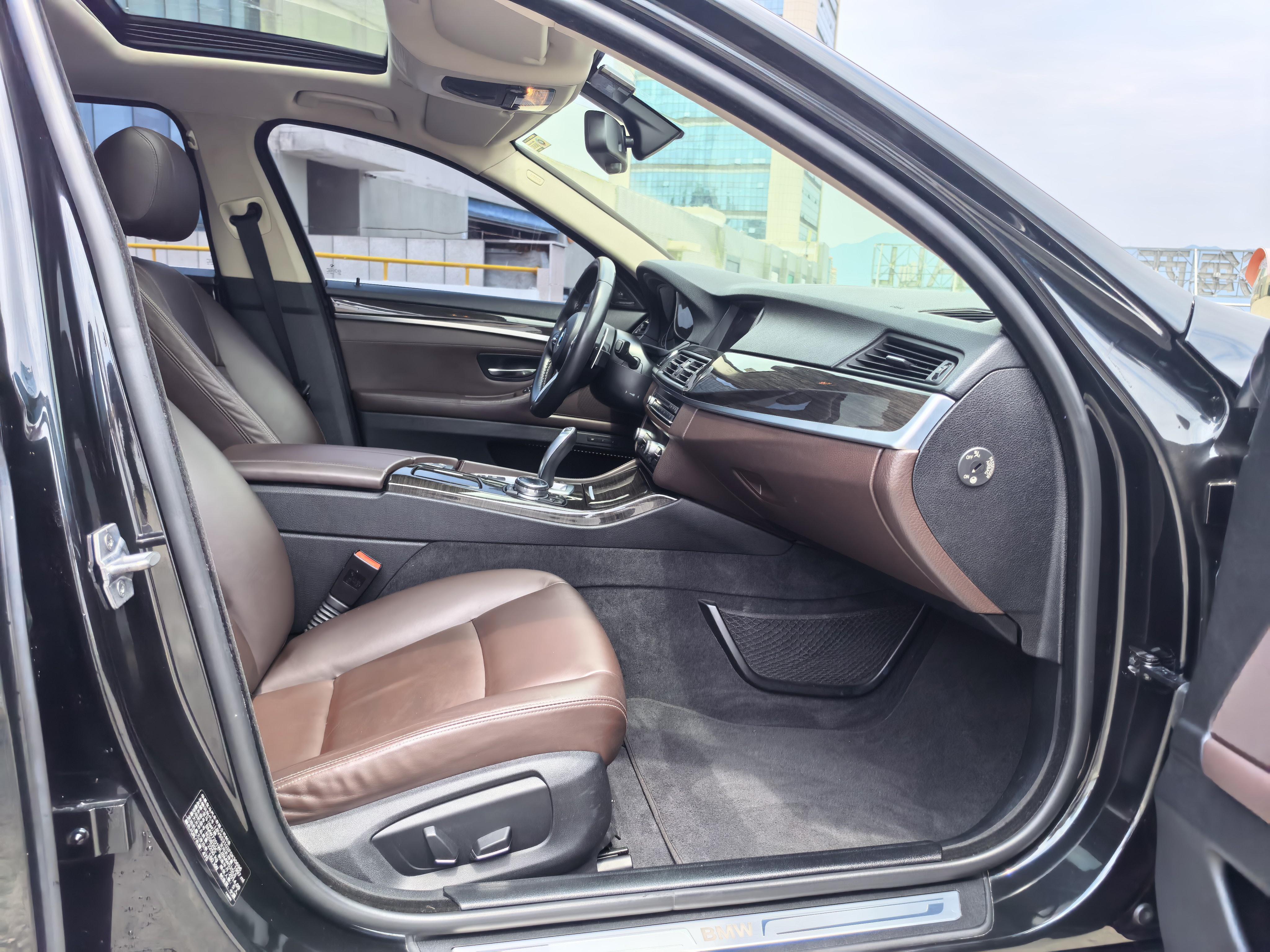 BMW 5 серии 2014 thumb 12