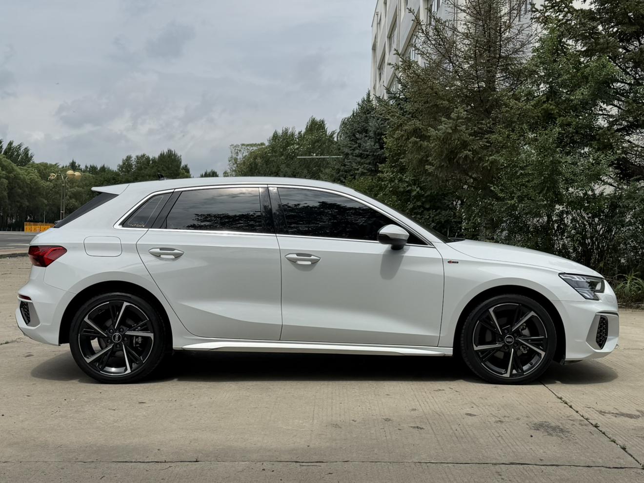 Audi A3 2022 thumb 6
