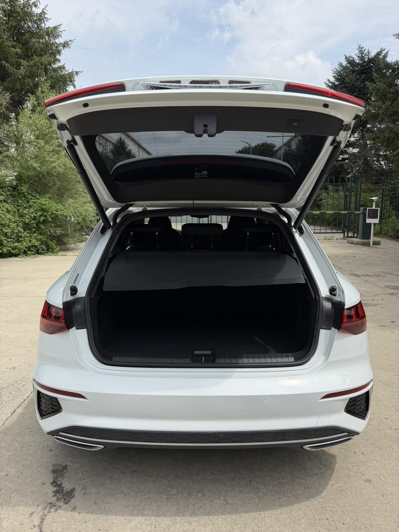 Audi A3 2022 thumb 10