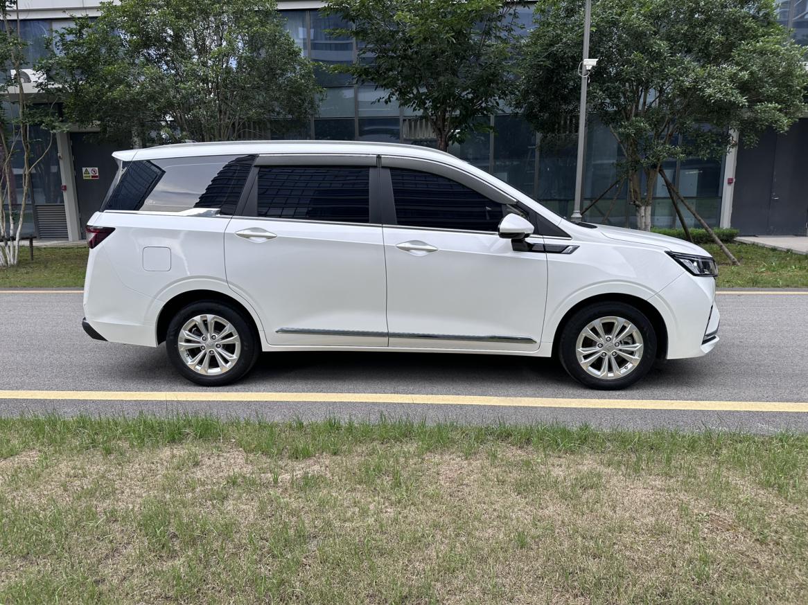 Wuling Jiachen 2022 thumb 6