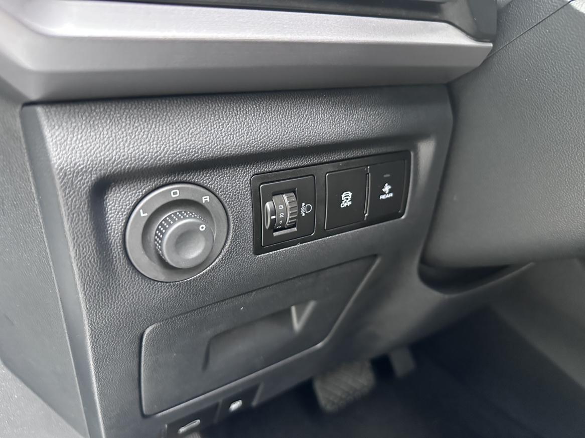 Wuling Jiachen 2022 thumb 12