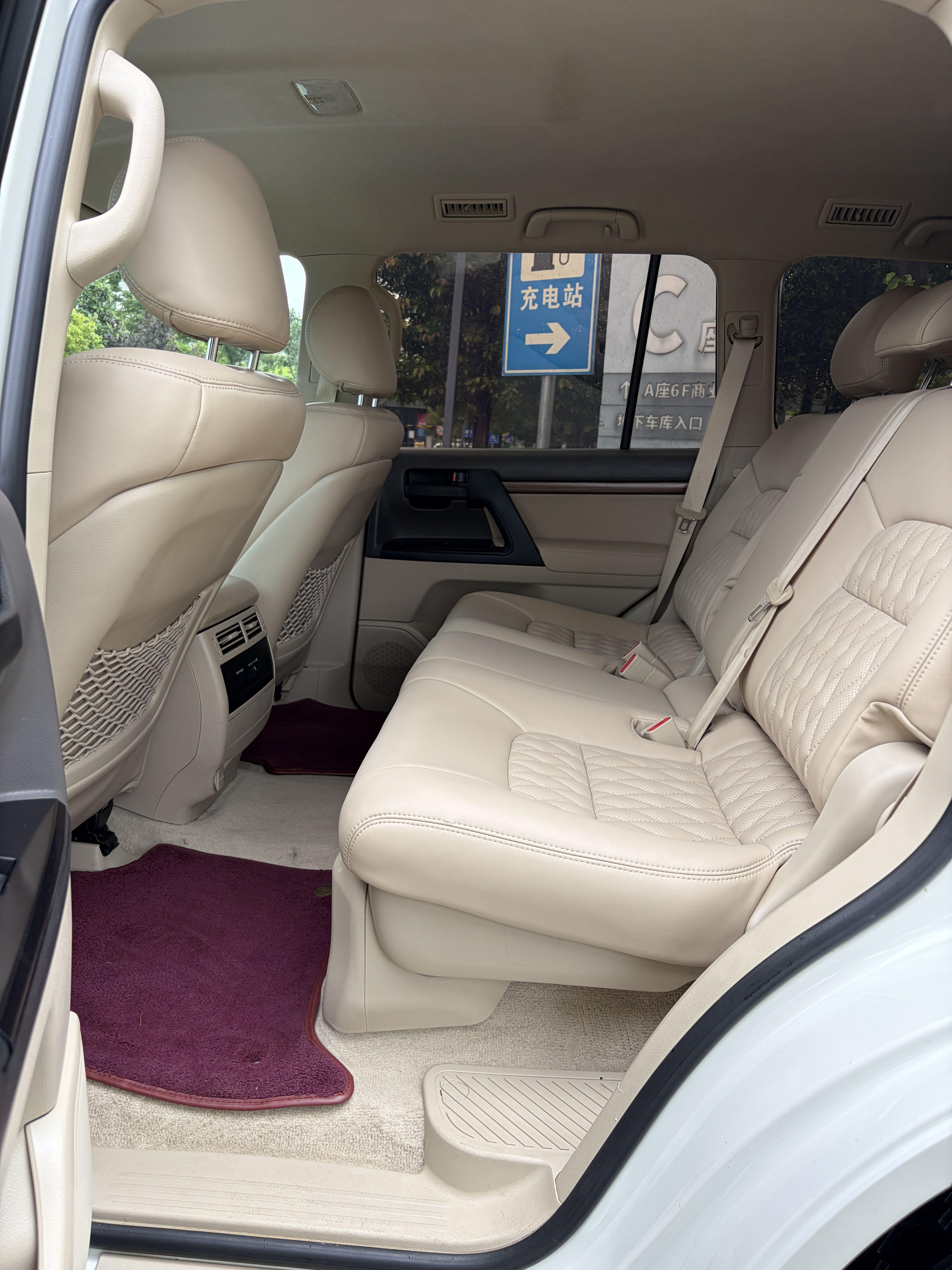 Toyota Land Cruiser 2019 thumb 7