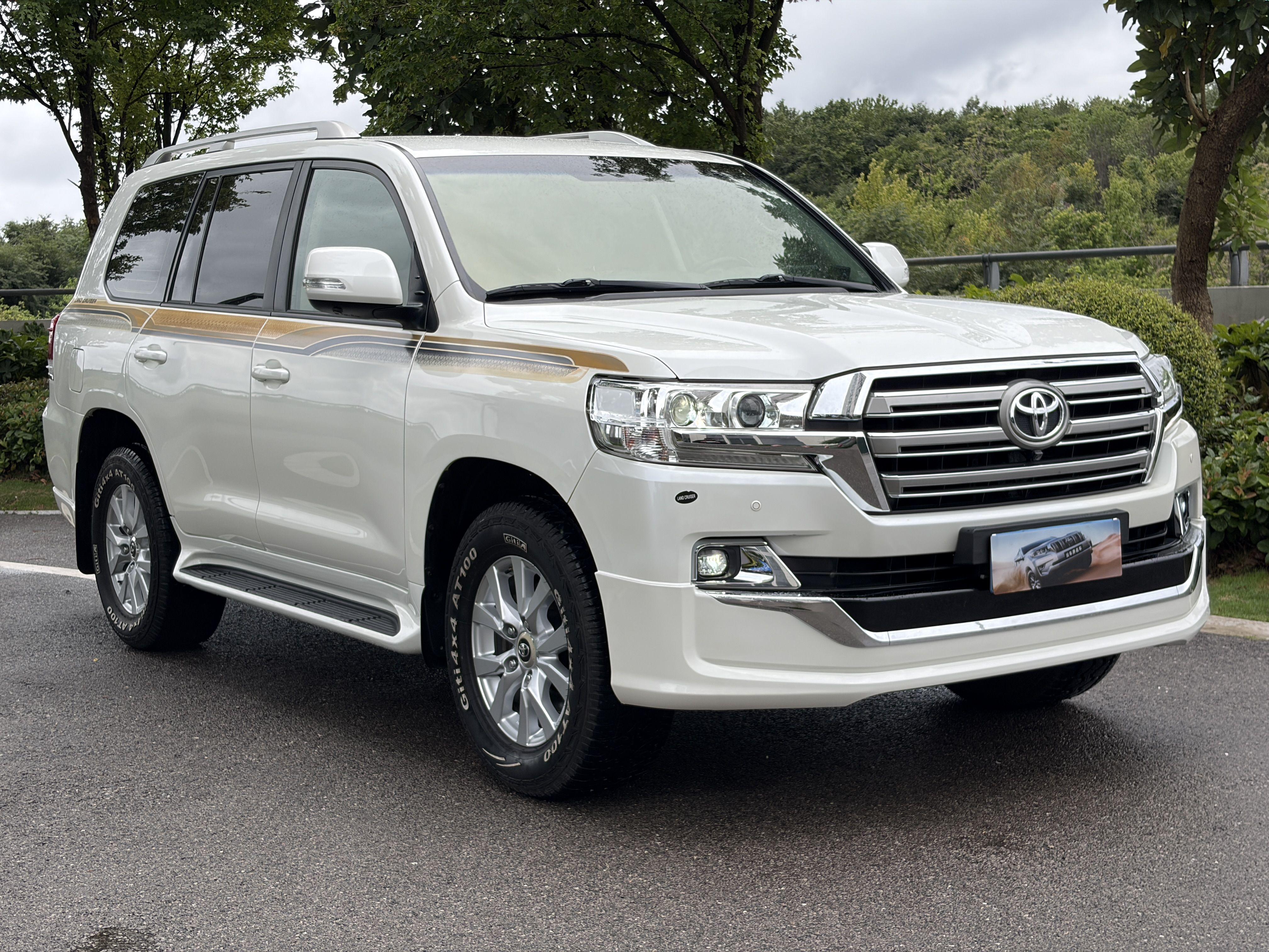 Toyota Land Cruiser 2019 thumb 10