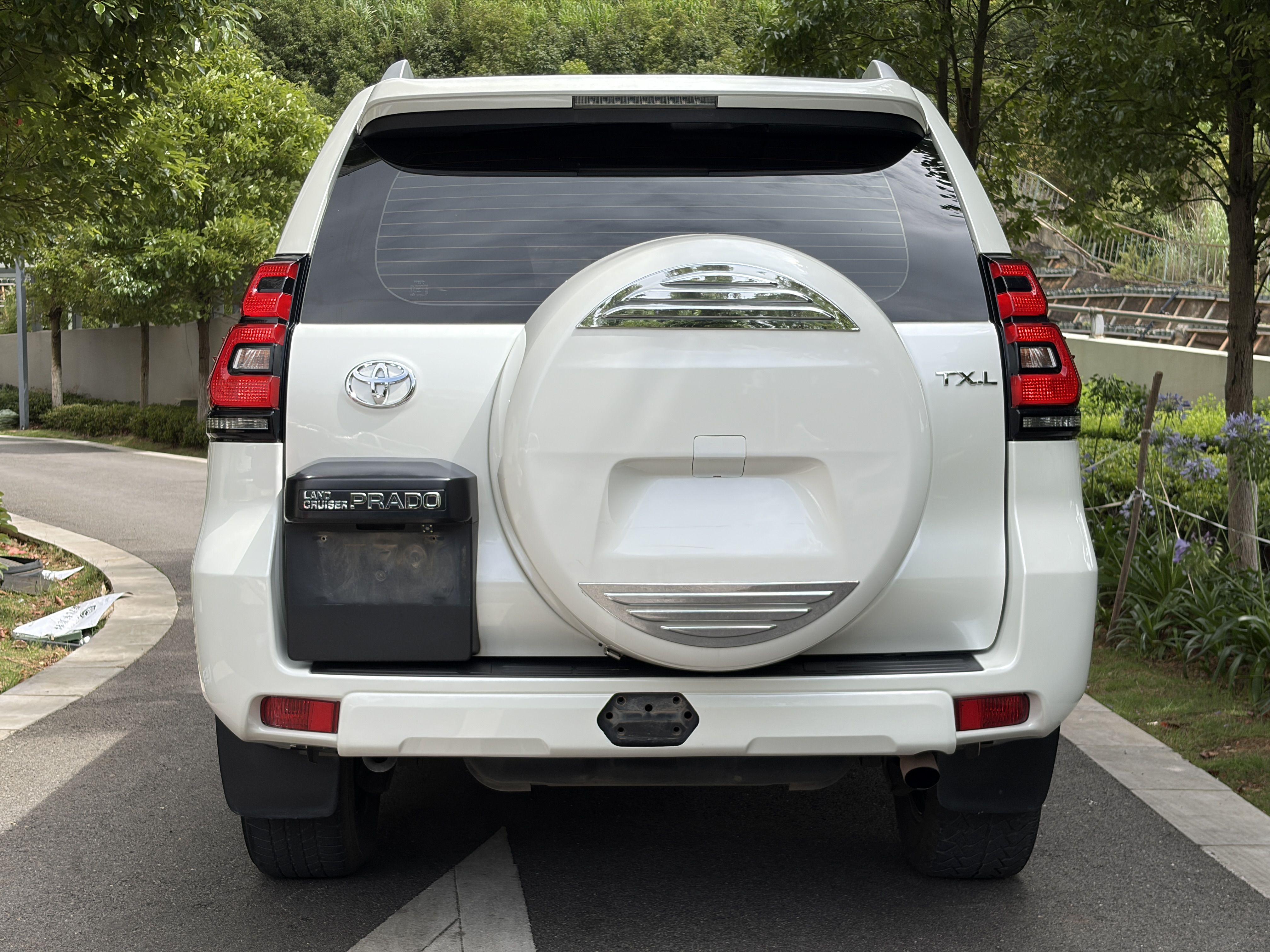 Toyota Land Cruiser Prado 2019 thumb 3