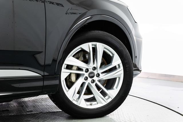 Audi Q7 2023 thumb 6